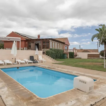 Casa El Pinito No Groups Under 27 بيت للعطل *