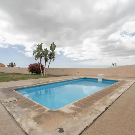 Casa El Pinito No Groups Under 27