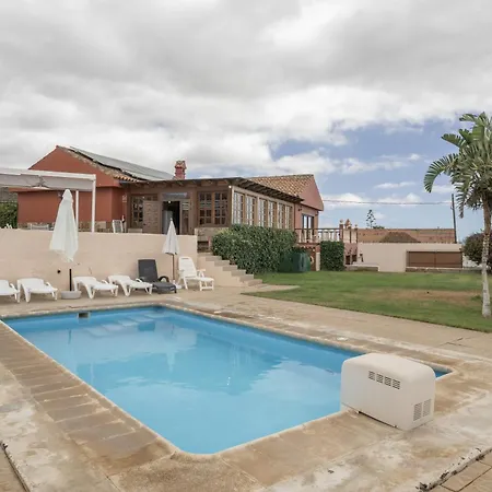 Casa El Pinito No Groups Under 27 בית נופש *