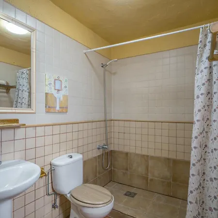 בית נופש Casa El Pinito No Groups Under 27 Tamaide