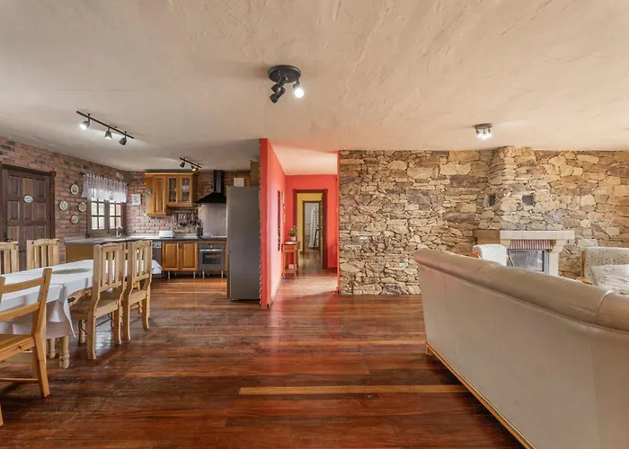 Holiday home Casa El Pinito No Groups Under 27