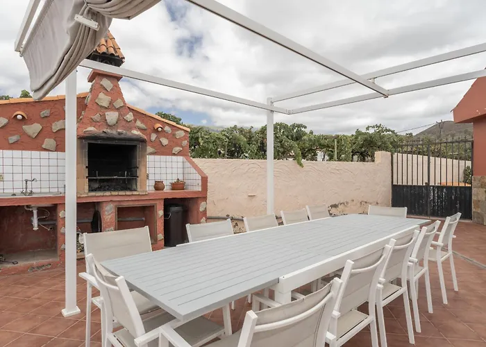 Holiday home Casa El Pinito No Groups Under 27 Tamaide